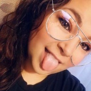 Meet your Posher, Daneka